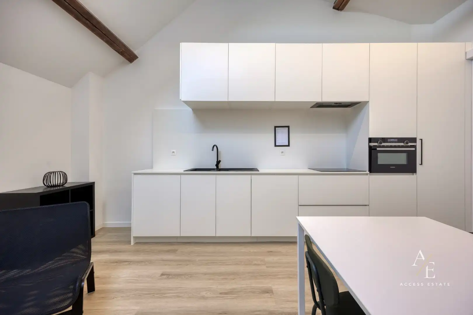 Vernieuwd studentenkot in een historisch jasje, gelegen in het centrum van Kortrijk foto 4