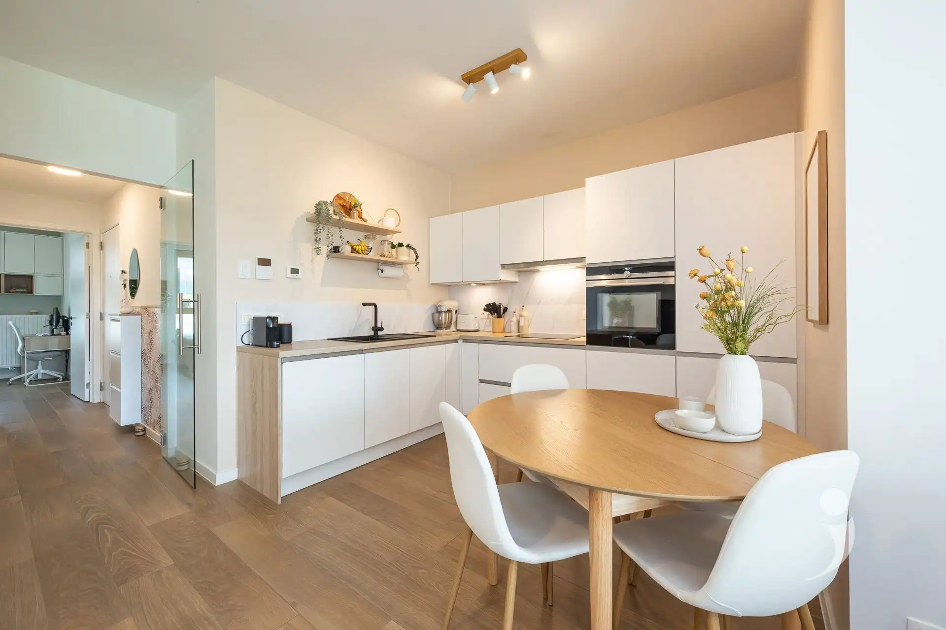 Recent BEN-appartement met prima afwerking foto 3