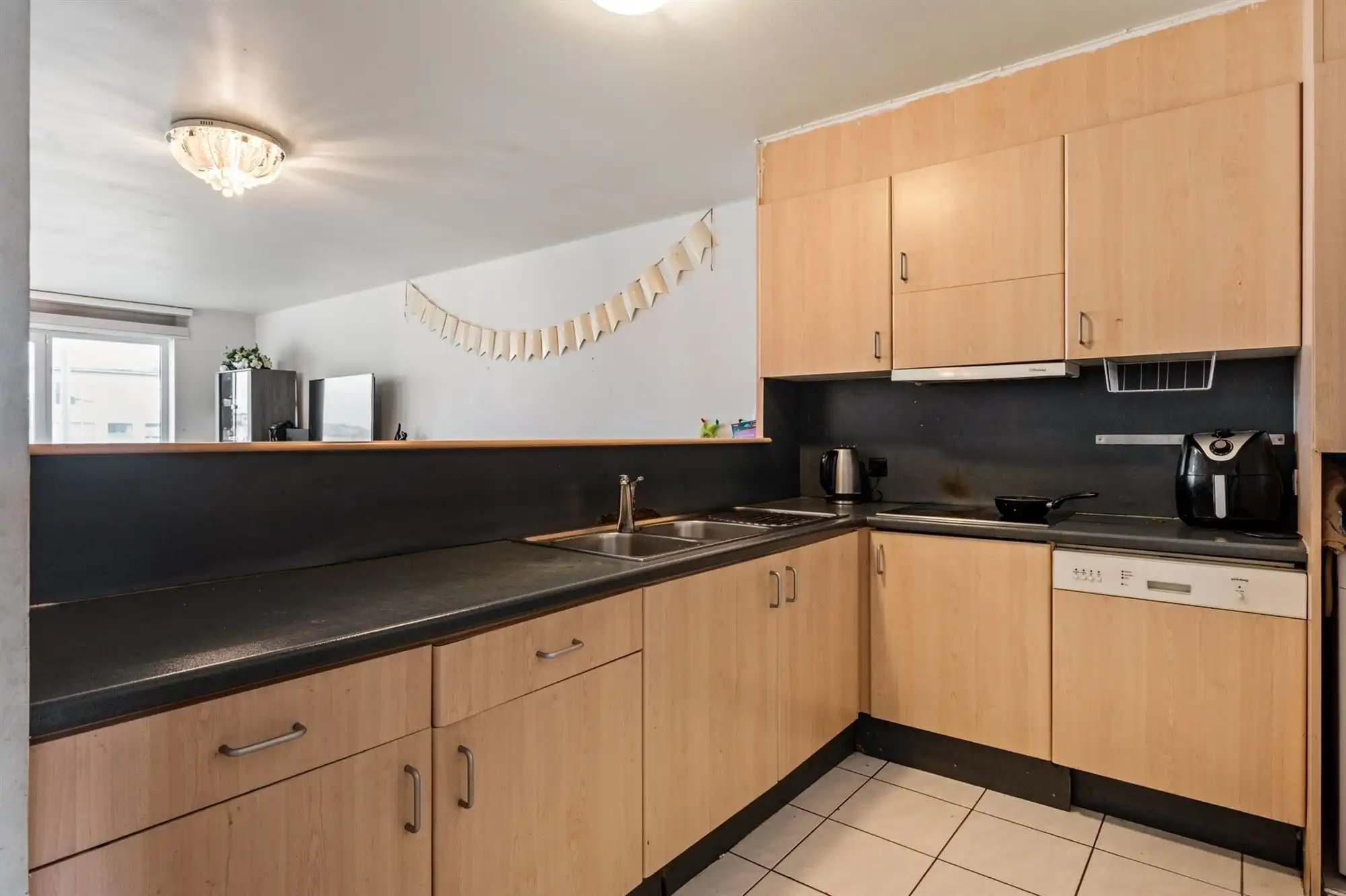 ruim 2-slaapkamerappartement met terras in Deurne foto 4