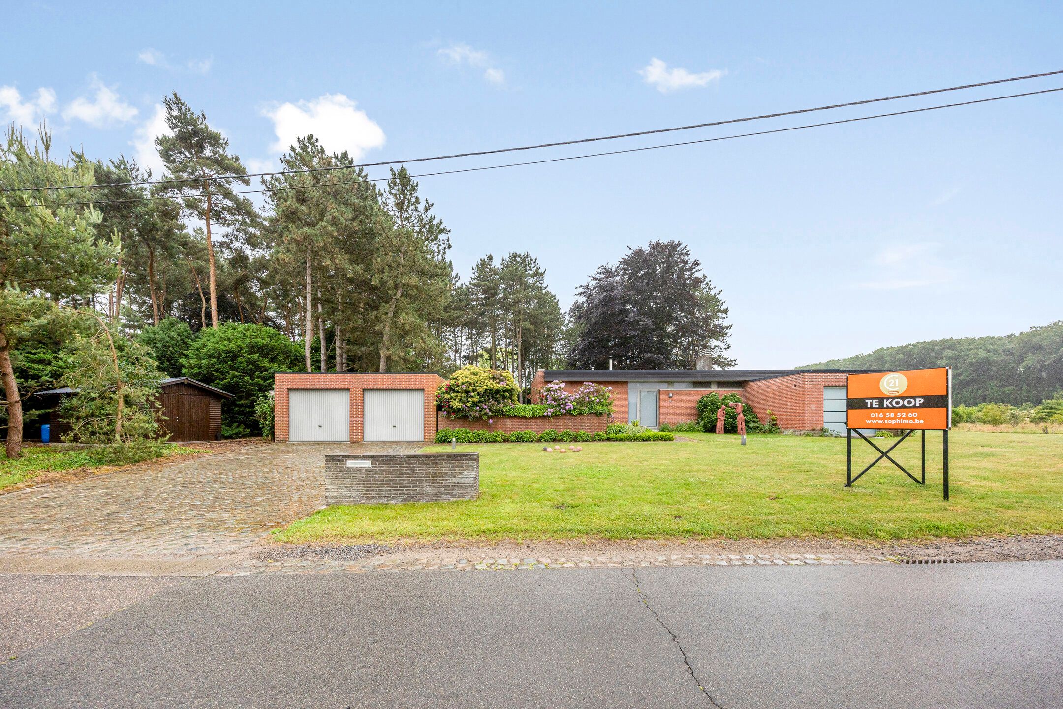 Hoofdfoto van de publicatie: Prachtige gelijkvloerse woning op groot perceel