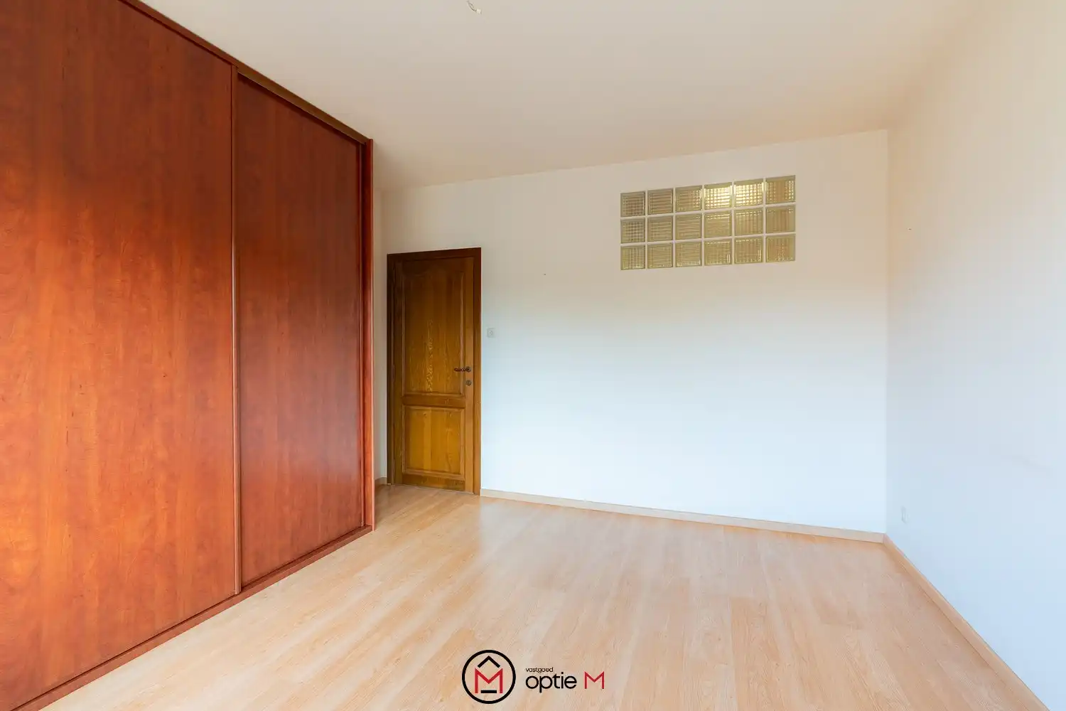 Instapklaar appartement met 2 slaapkamers en garage op toplocatie in Hasselt foto 10