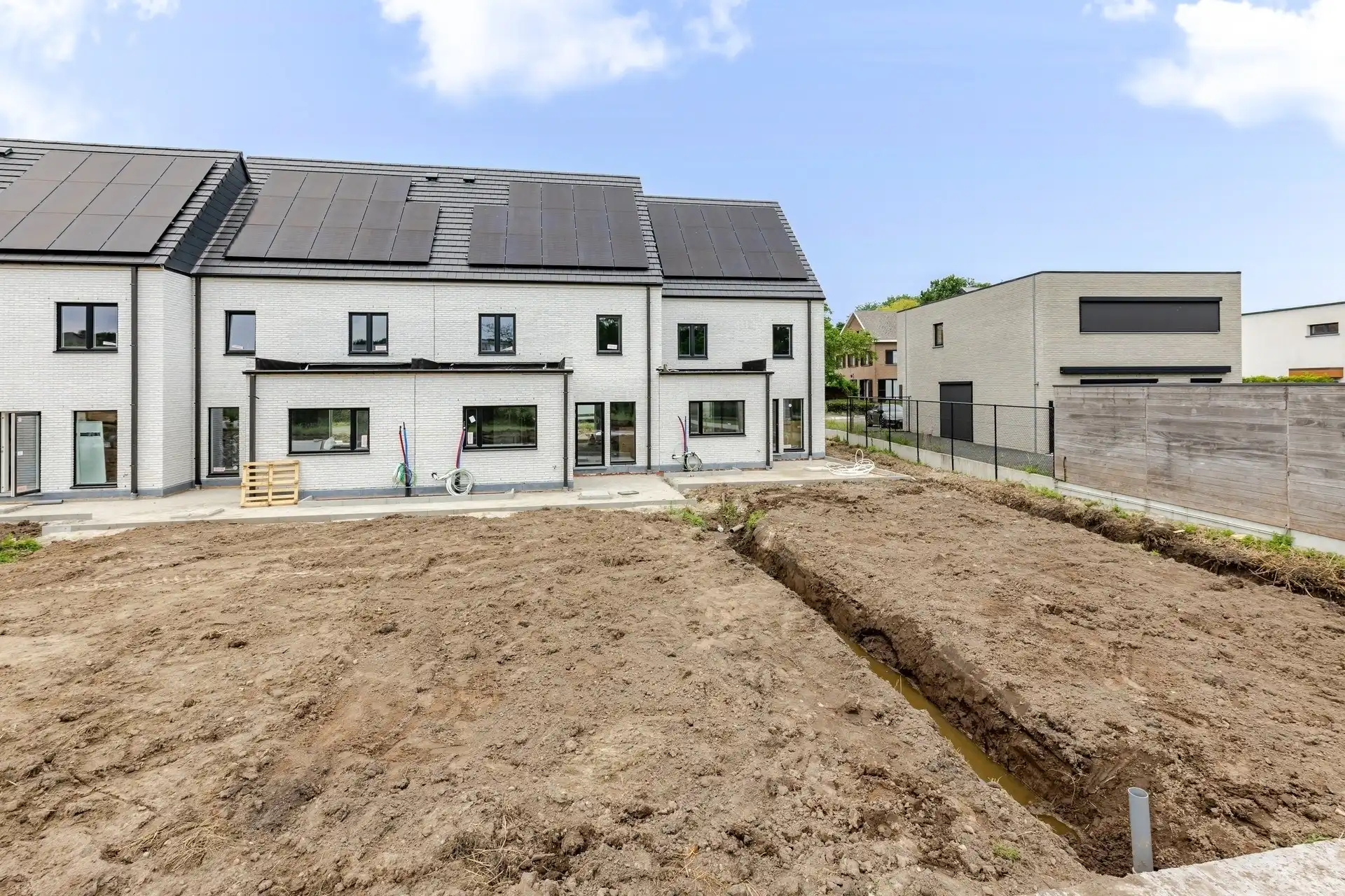 Nieuwbouwwoning met 3 slaapkamers in een zeer rustige buurt foto 5