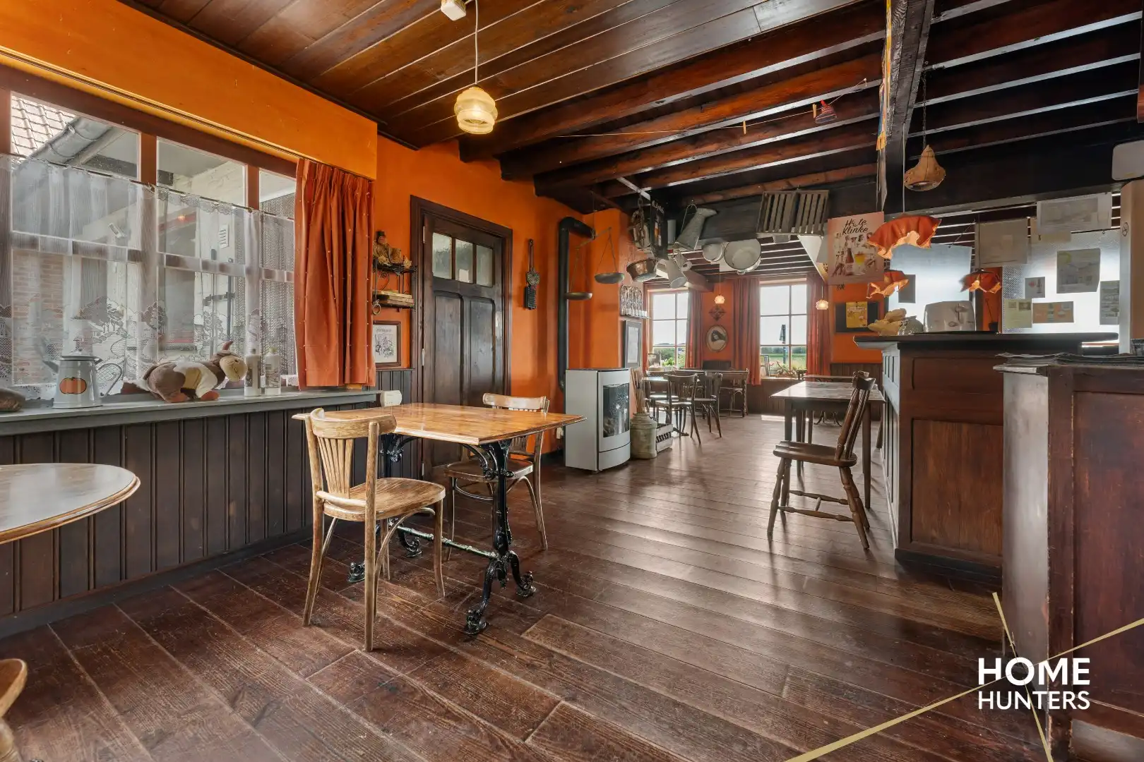 Instapklare exclusieve eigendom met historisch bijgebouw en hoogwaardige afwerking in een oase van rust en ruimte foto 35