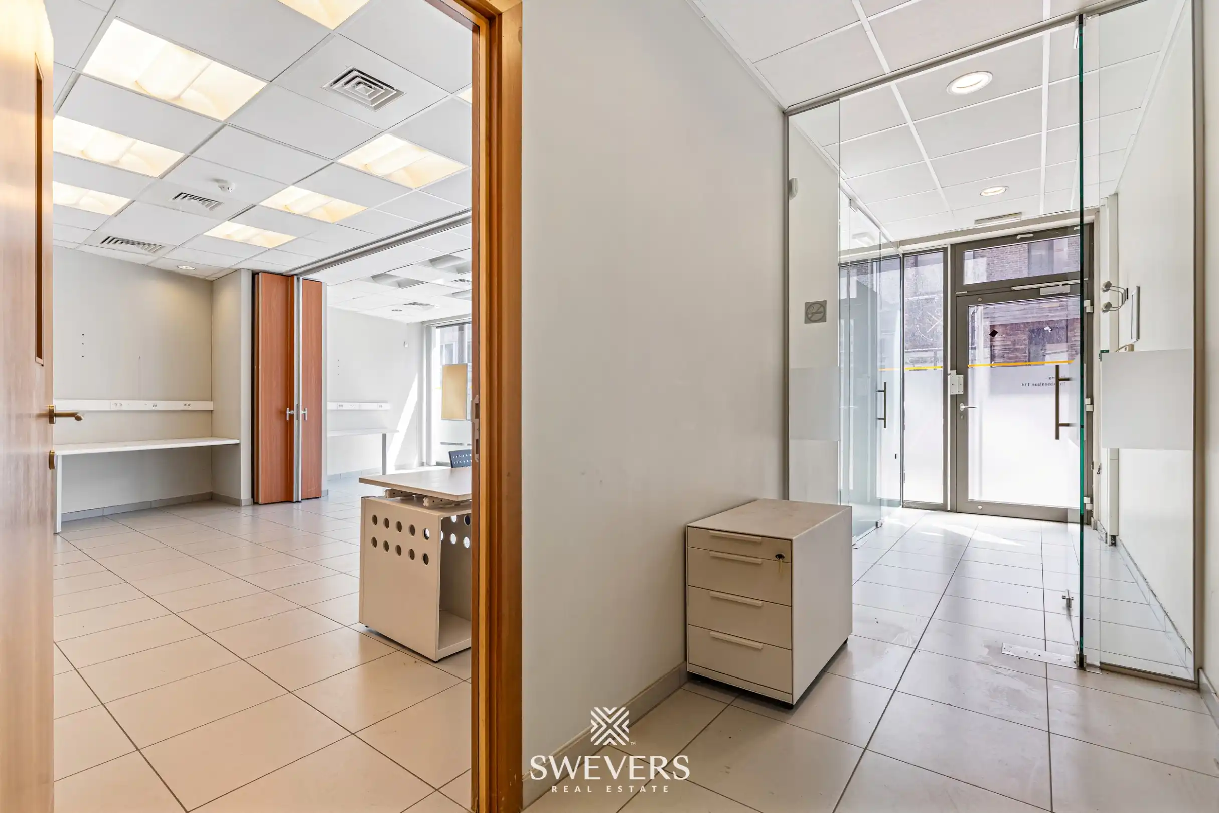Kantoorruimte 333 m² met topzichtbaarheid aan de kleine ring, Hasselt foto 14