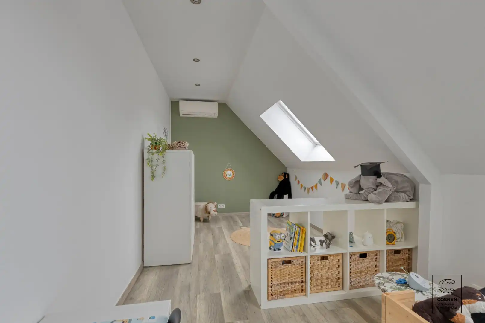 Gerenoveerde woning met 4 à 5 slpk's op een gunstige ligging te Oelegem! foto 20