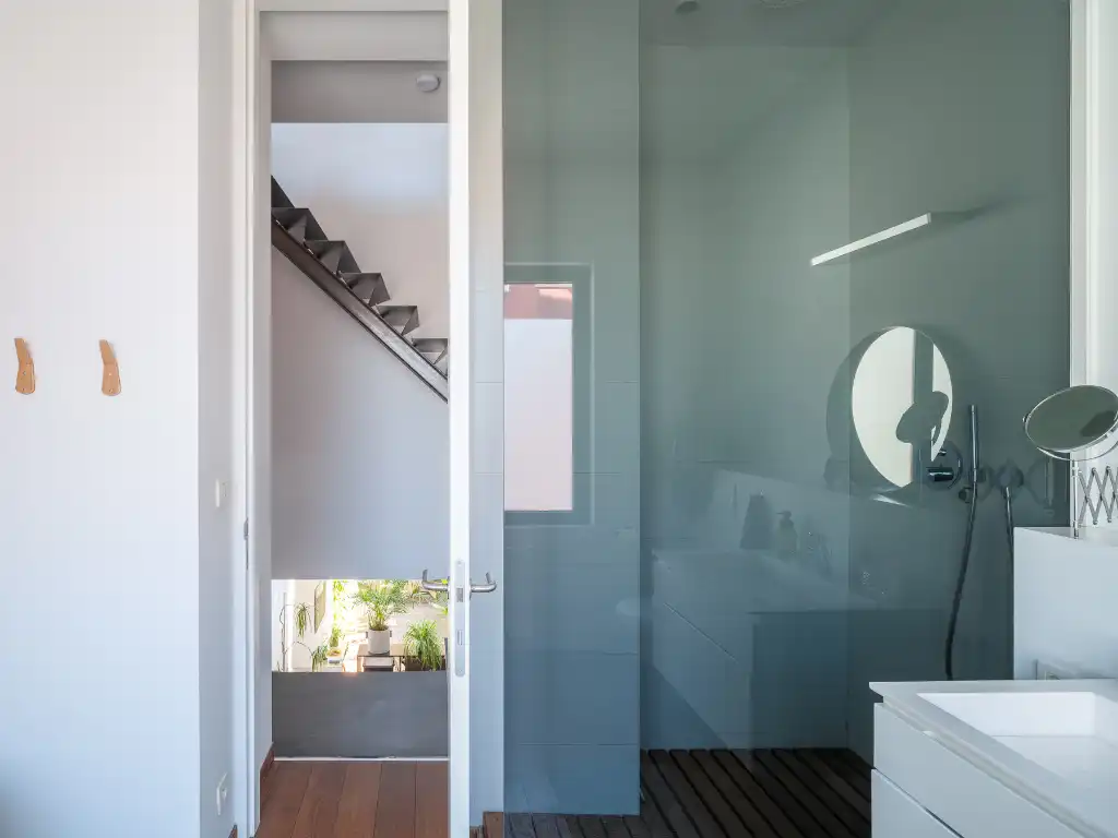 Opportuniteit - omgeving Visserij. Instapklare en unieke burgerwoning met split-levels, &nbsp;3slpk’s + bureauruimte en aangename stadstuin op een zeer gegeerde locatie te Gent. foto 13