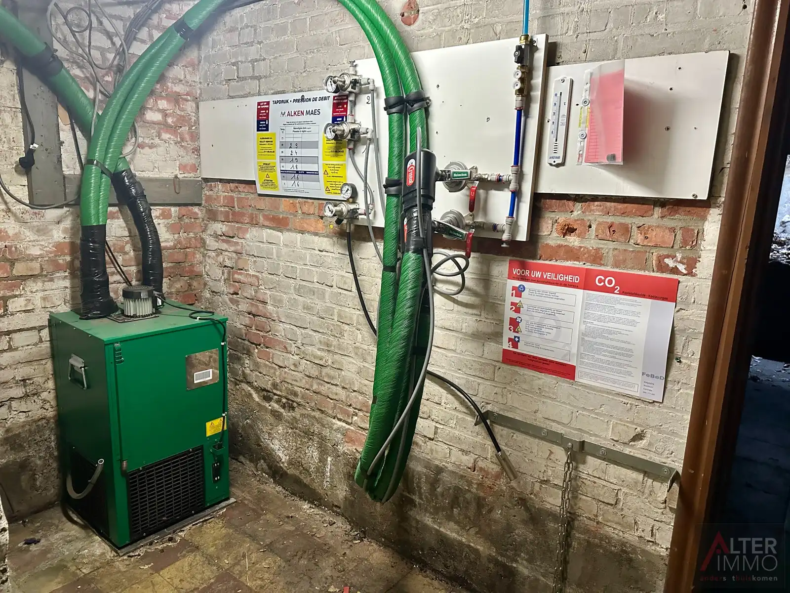 Gekend en centraal gelegen dorpscafé voor onmiddellijke opstart! foto 21