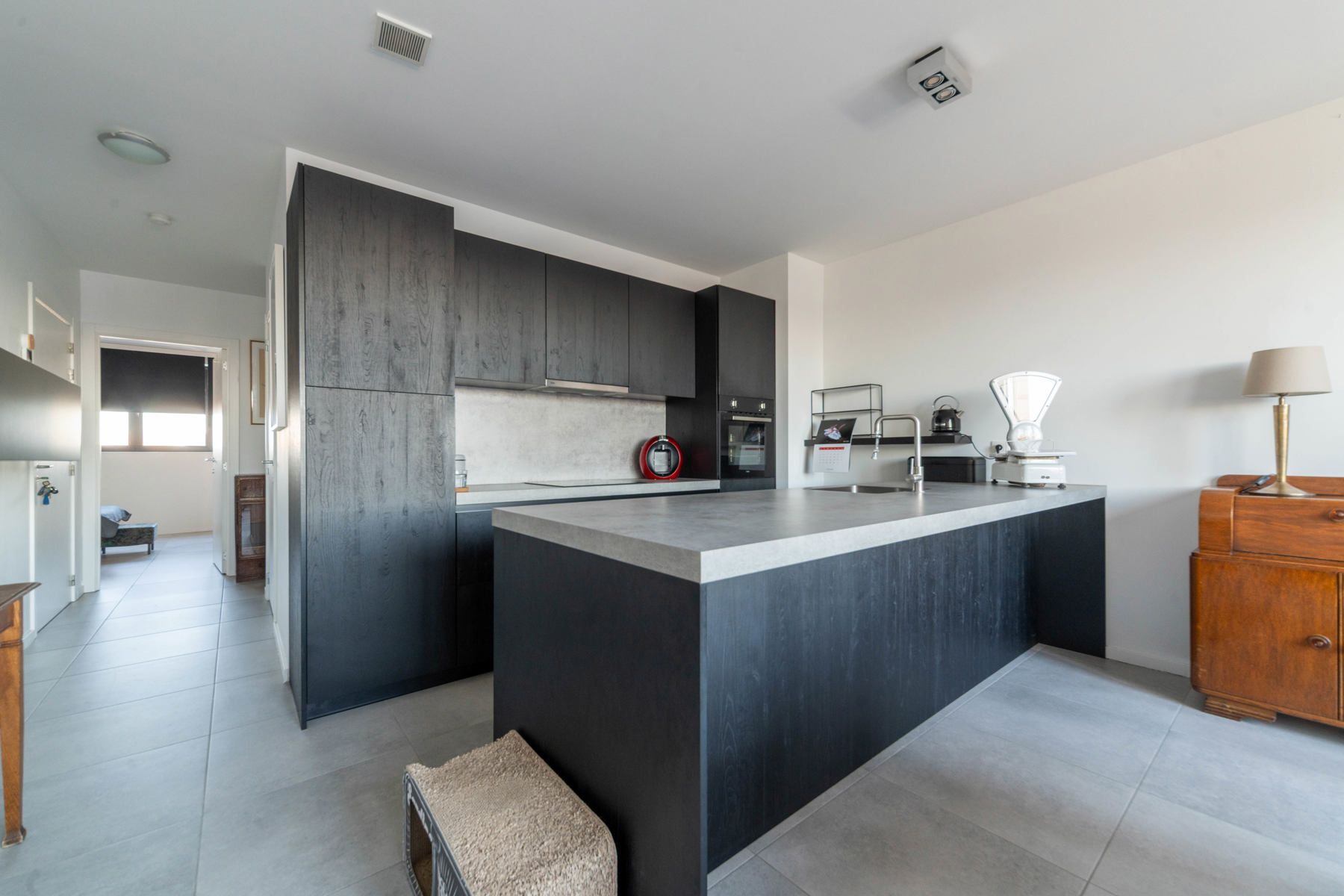 Instapklaar appartement met twee slaapkamers en autostaanplaats.&nbsp; foto 5