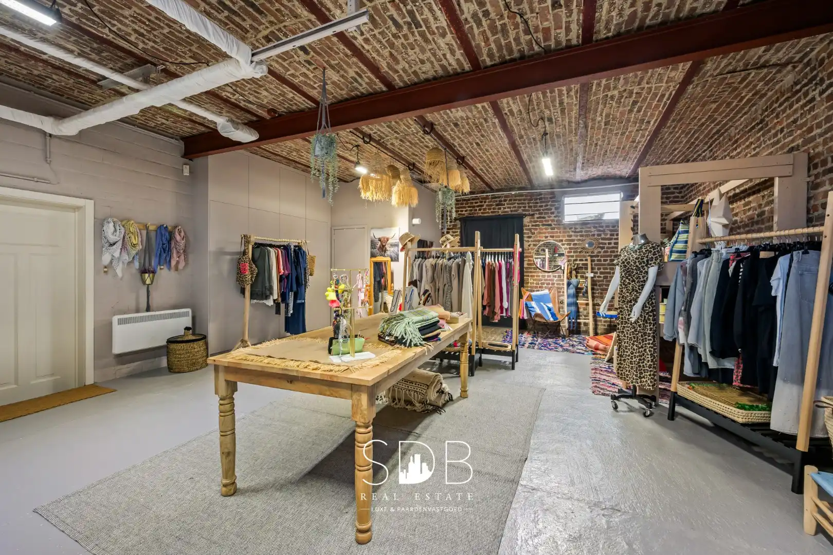 Prachtige landelijke hoeve woning met gezinstuin en graslanden op 1hectare foto 22