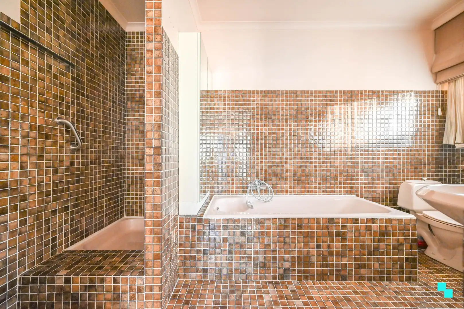 Riante, karaktervolle residentiële bungalow te Waregem foto 17