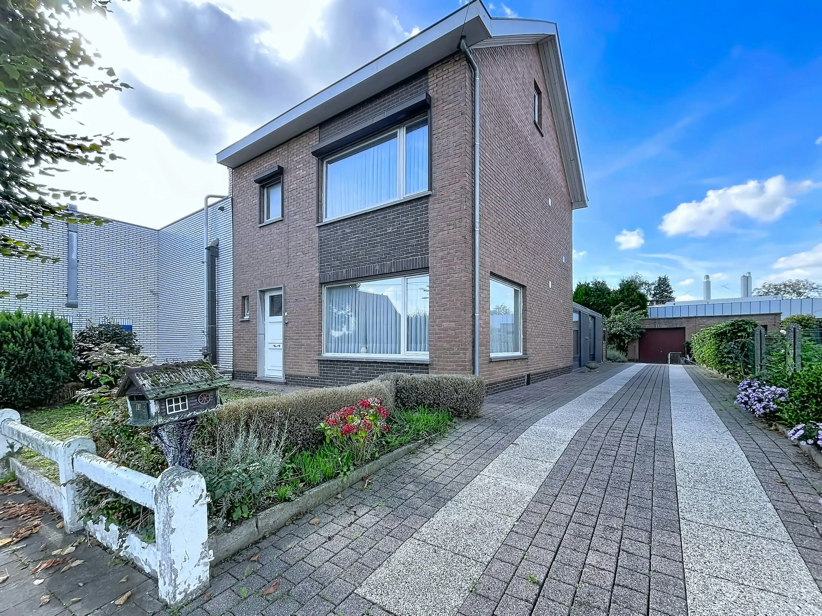 Halfopen huis met 3 slaapkamers te koop in centrum Ursel foto 30