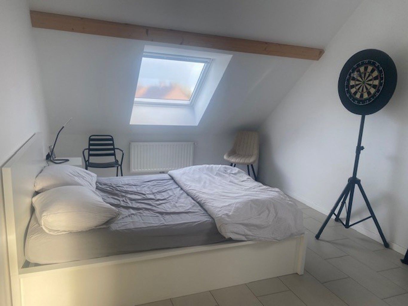 Lichtrijk dakappartement in het hart van Loenhout foto 10