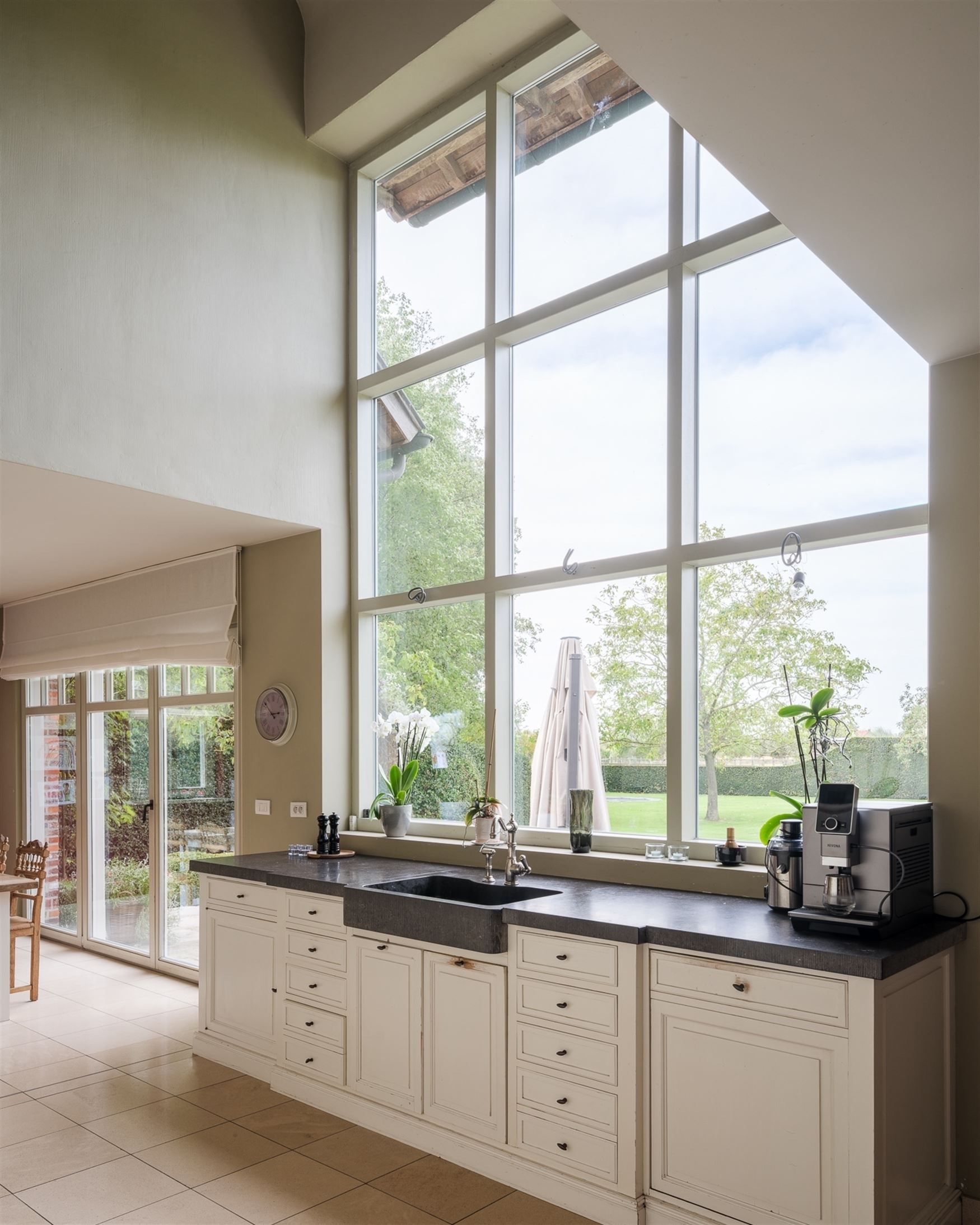 Authentieke charme en duurzame kwaliteit te Lievegem. foto 15