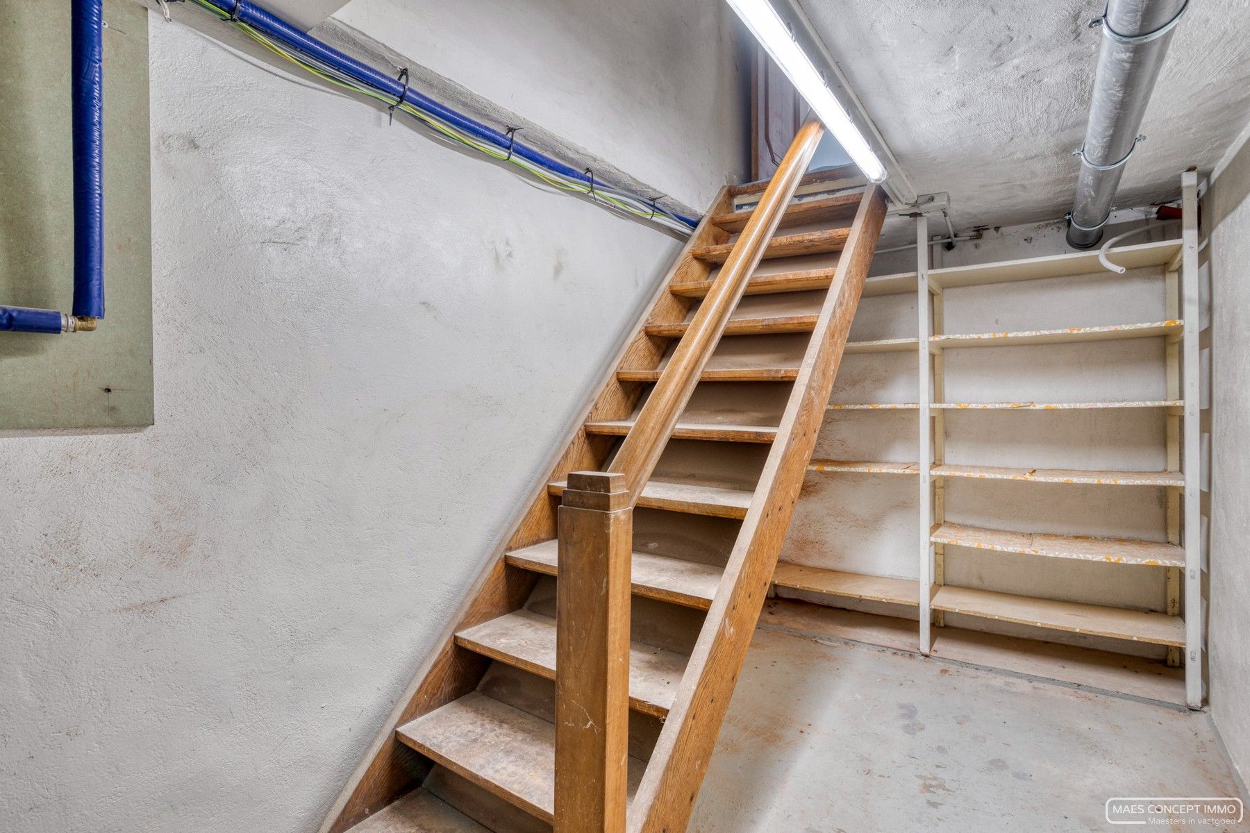 Ruime woning met magazijn te koop te Vichte foto 19