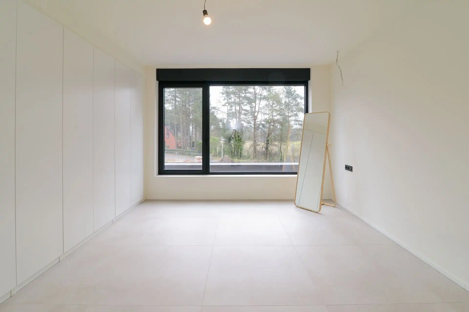 Stijlvolle en instapklare vrijstaande woning op een doodlopende straat  foto 21