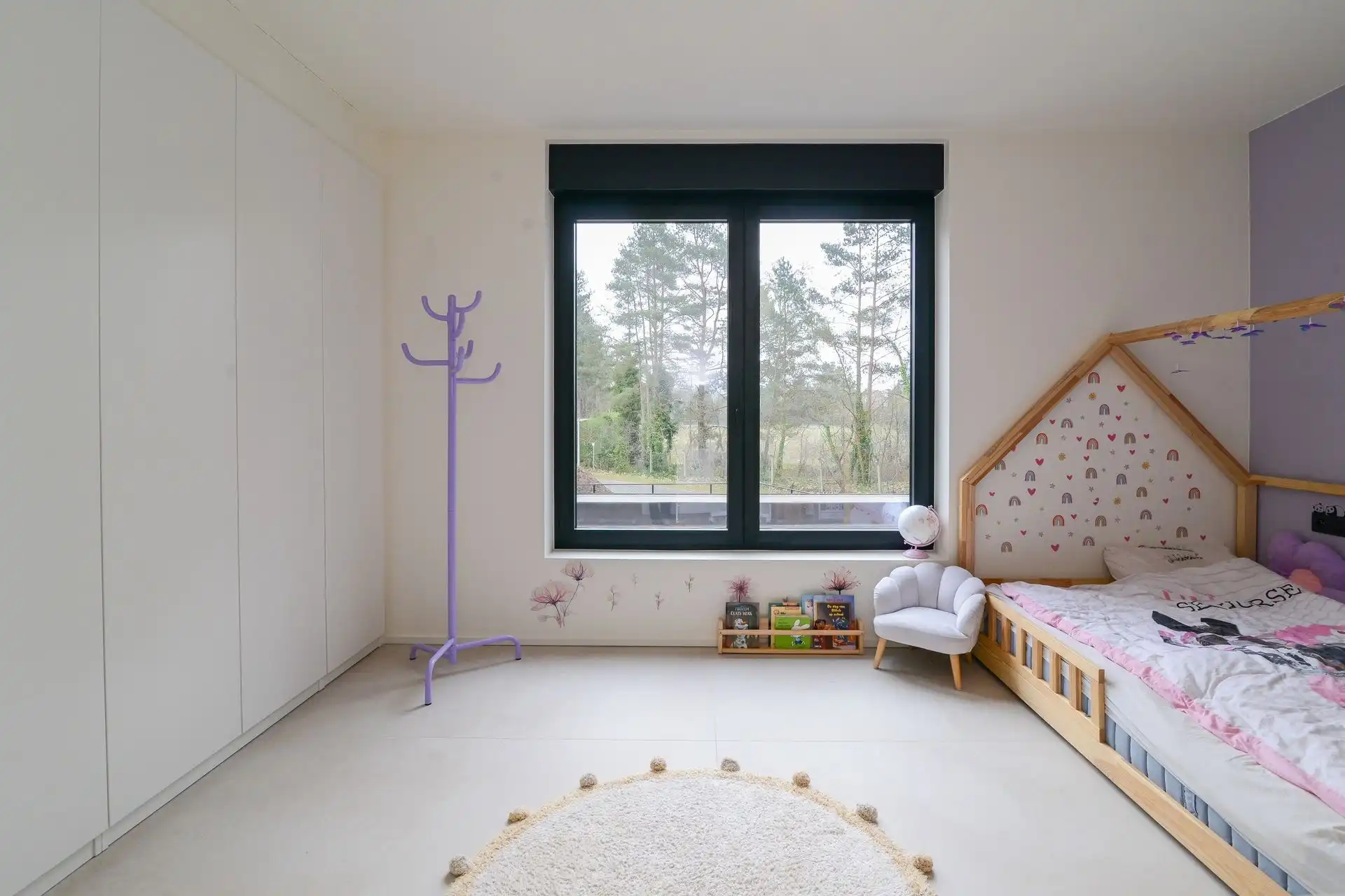 Stijlvolle en instapklare vrijstaande woning op een doodlopende straat  foto 21