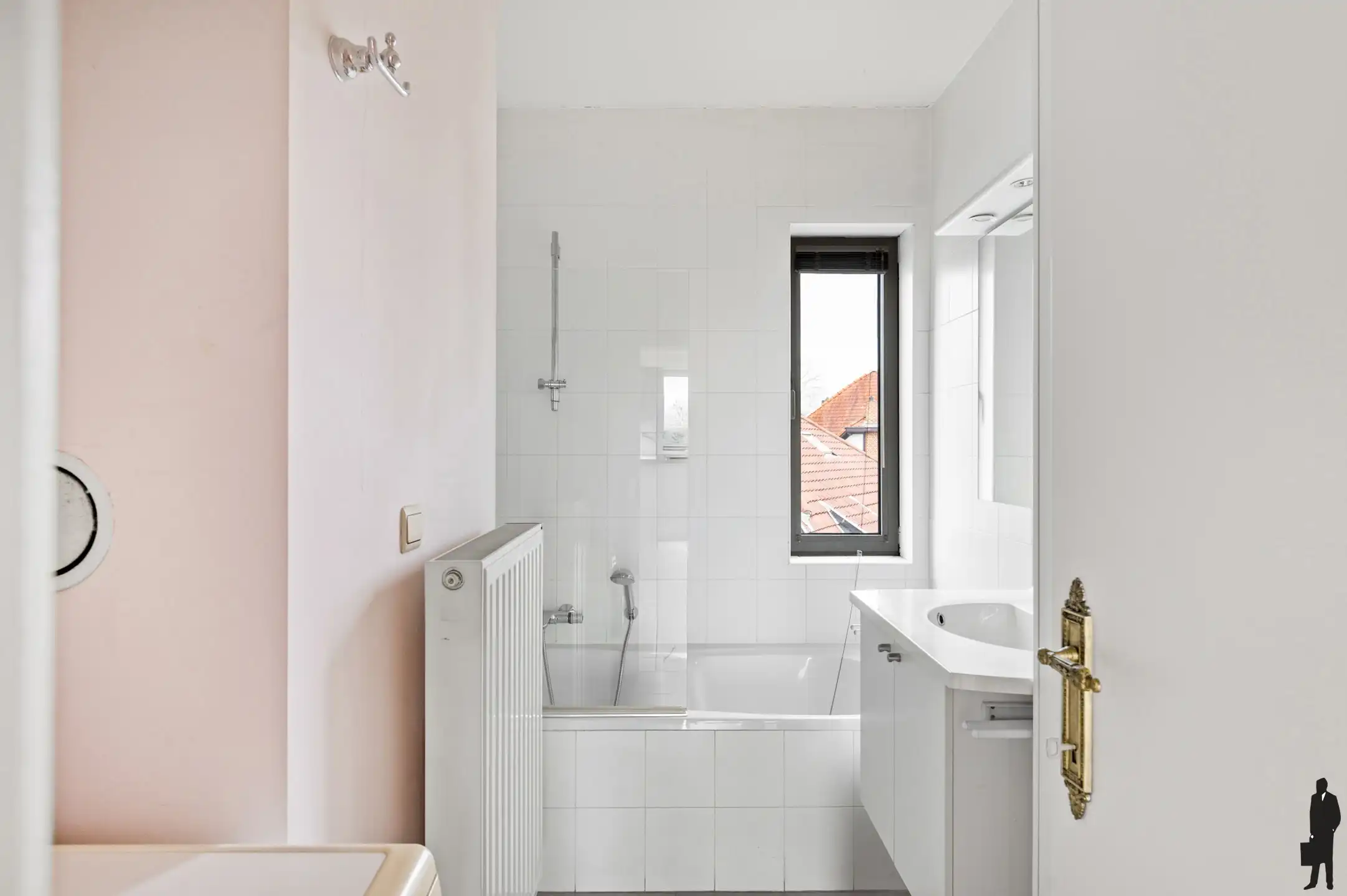 Centraal gelegen app met zicht op het Marktplein van Mortsel foto 13