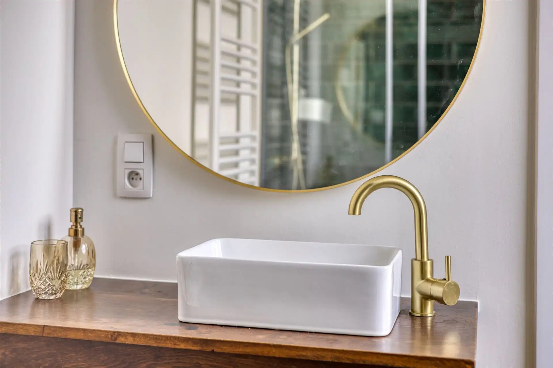 Prachtig gerenoveerde & charmante 3-gevel woning in centrum foto 26