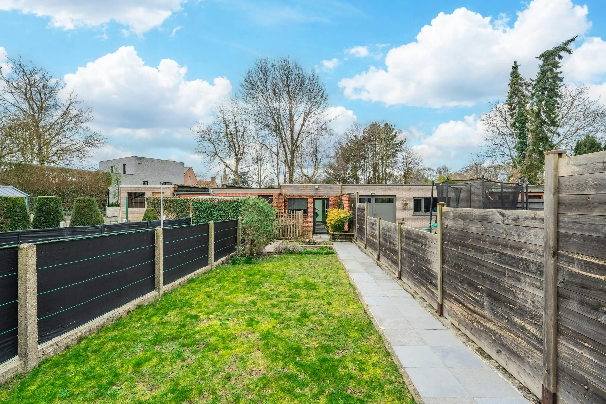 Recent gerenoveerd huis te koop in Ieper foto 18