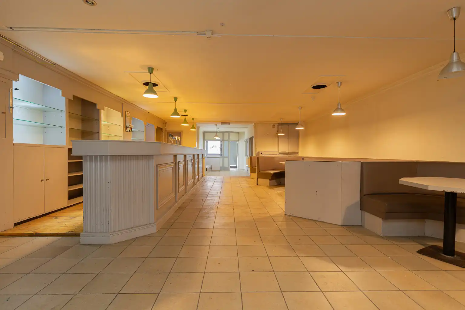 Handelsruimte met woonst in Opwijk centrum! foto 3