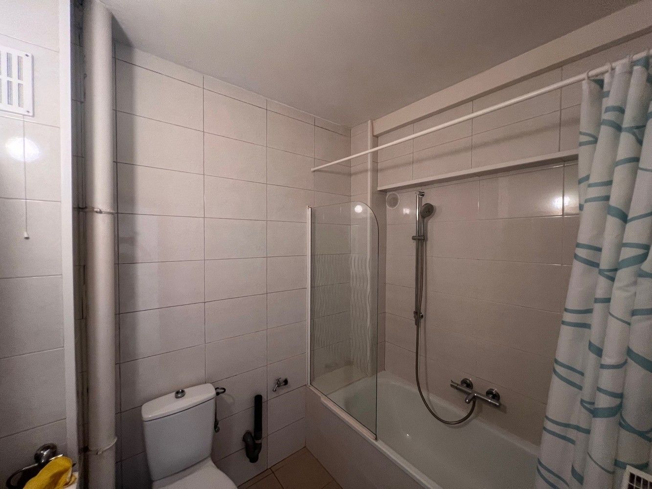 1 SLAAPKAMER foto 8