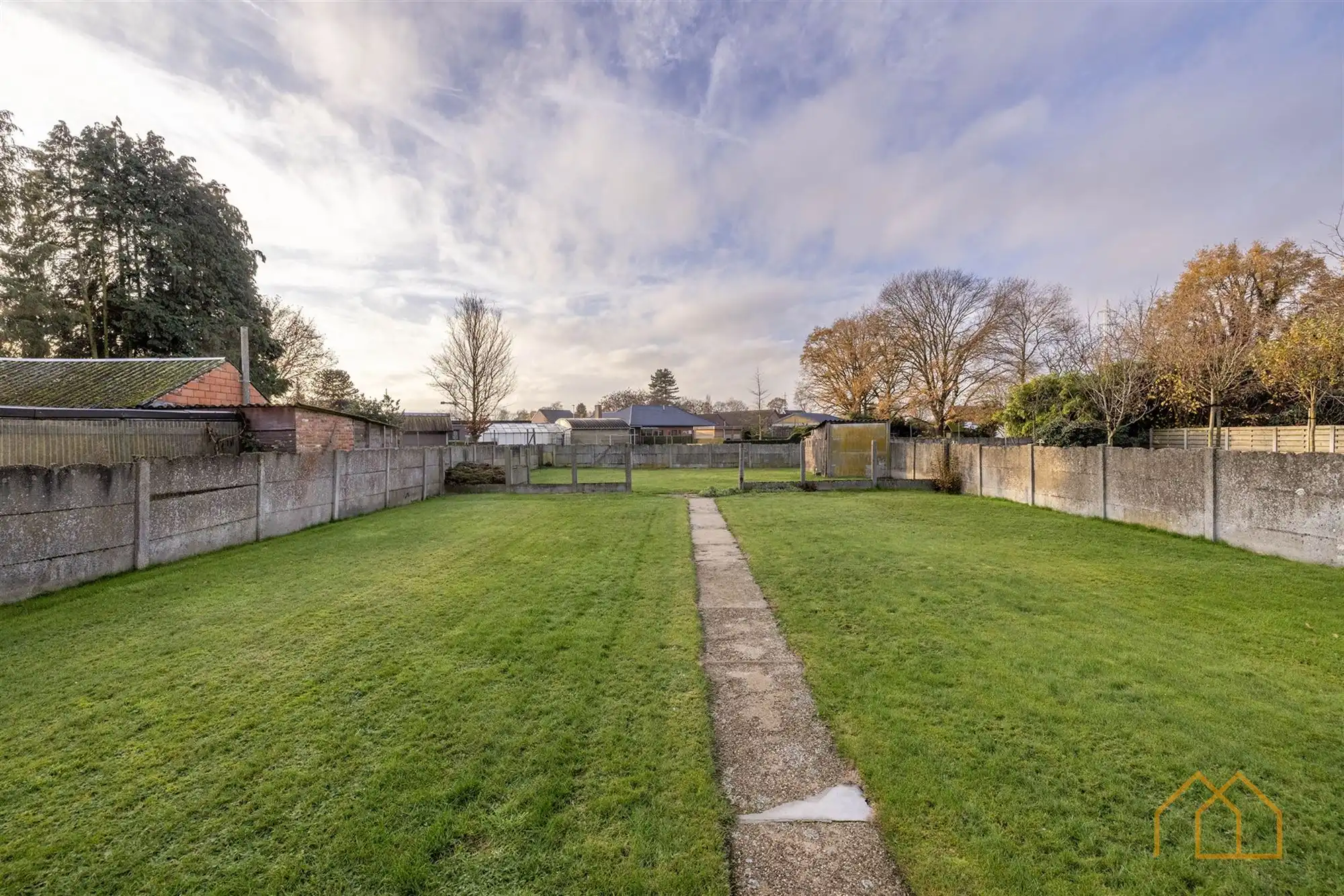 Op te frissen woning op 12a in centrum van Geel foto 21