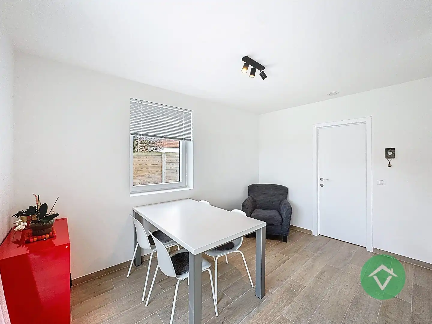 Instapklare woning met 3 slaapkamers te Koekelare foto 15