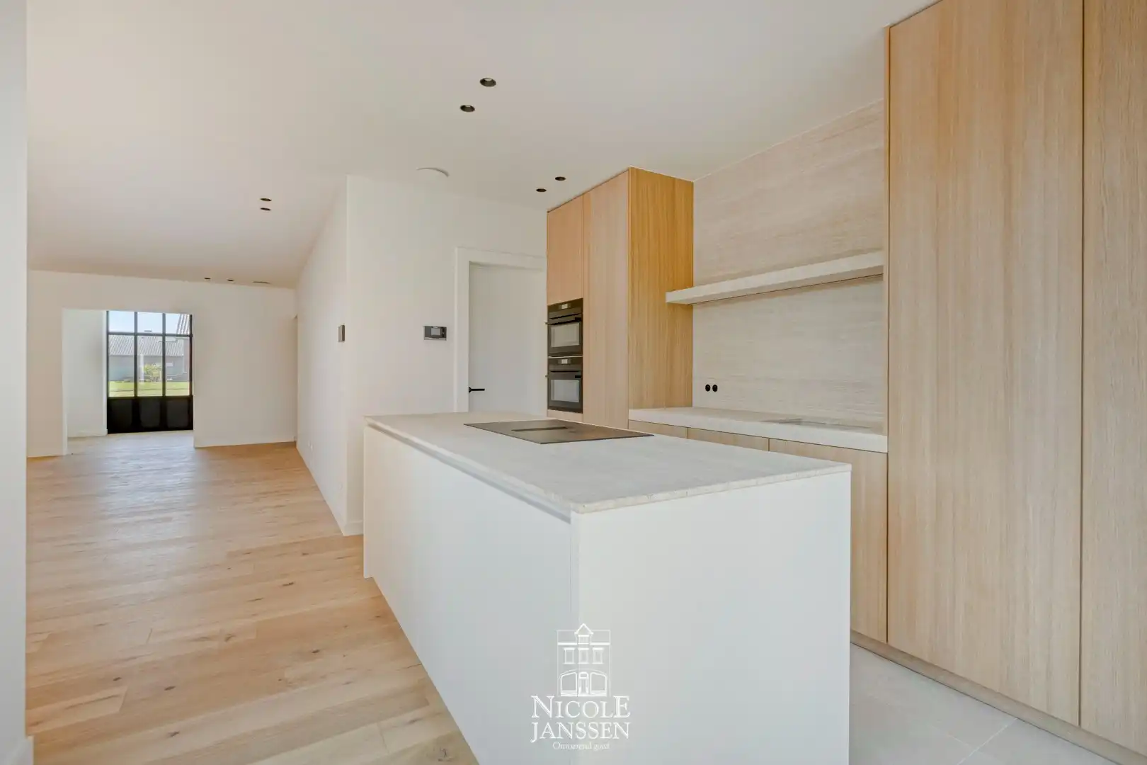 Nieuwbouwwoning van 216m² foto 13