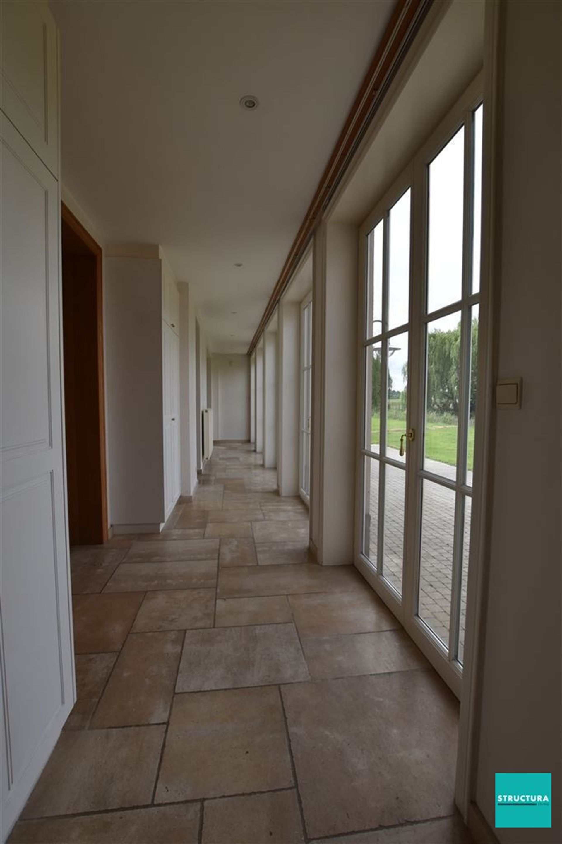 Unieke villa te huur in Humbeek foto 3