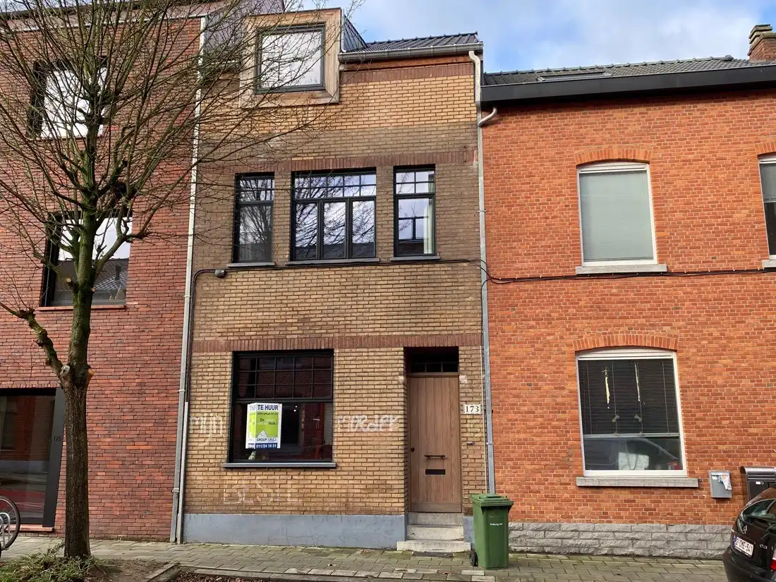 Moderne rijwoning in Hasselt met tuin, terras en 3 slaapkamers foto 17