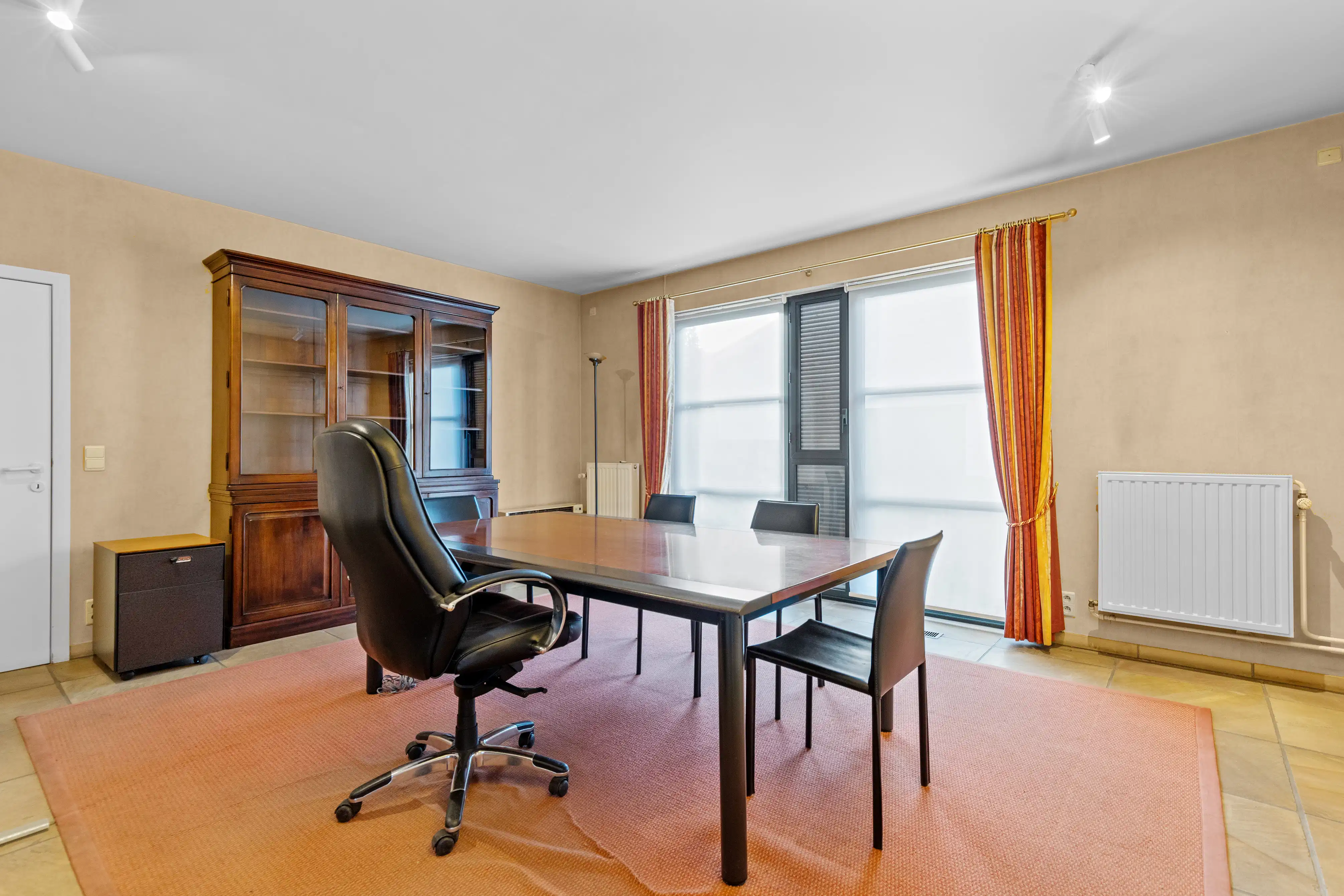 Wonen met ruimte, zichtbaarheid en potentieel! foto 10