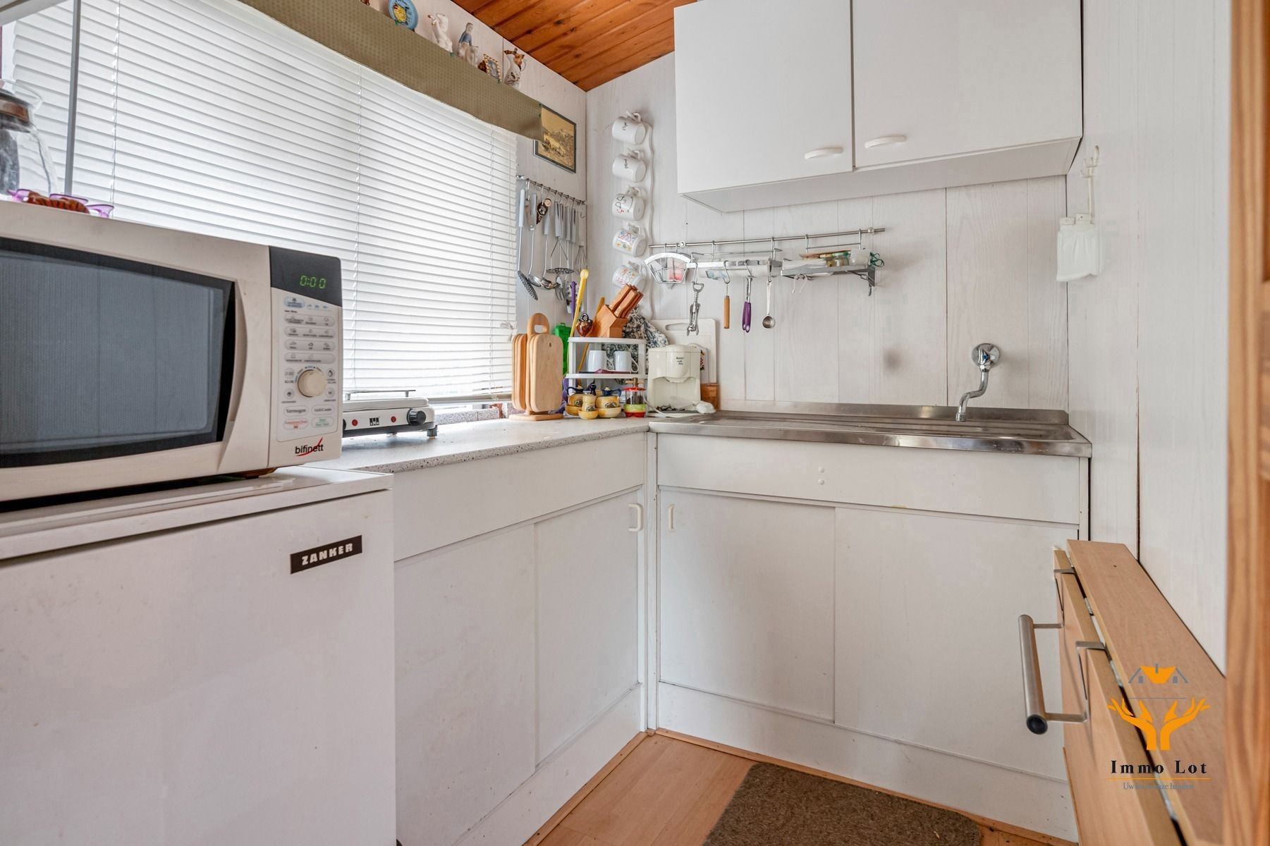 Chalet op wandelafstand van het Donkmeer foto 5