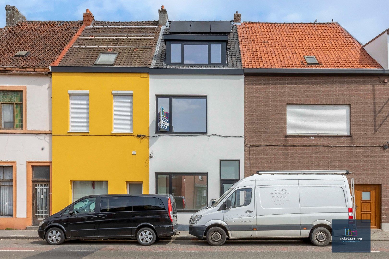 Gerenoveerde en instapklare eigendom met tuin  foto {{pictureIndex}}