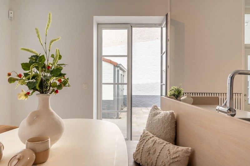 Historisch wonen in hartje Brugge – charme, comfort & karakter! foto 5