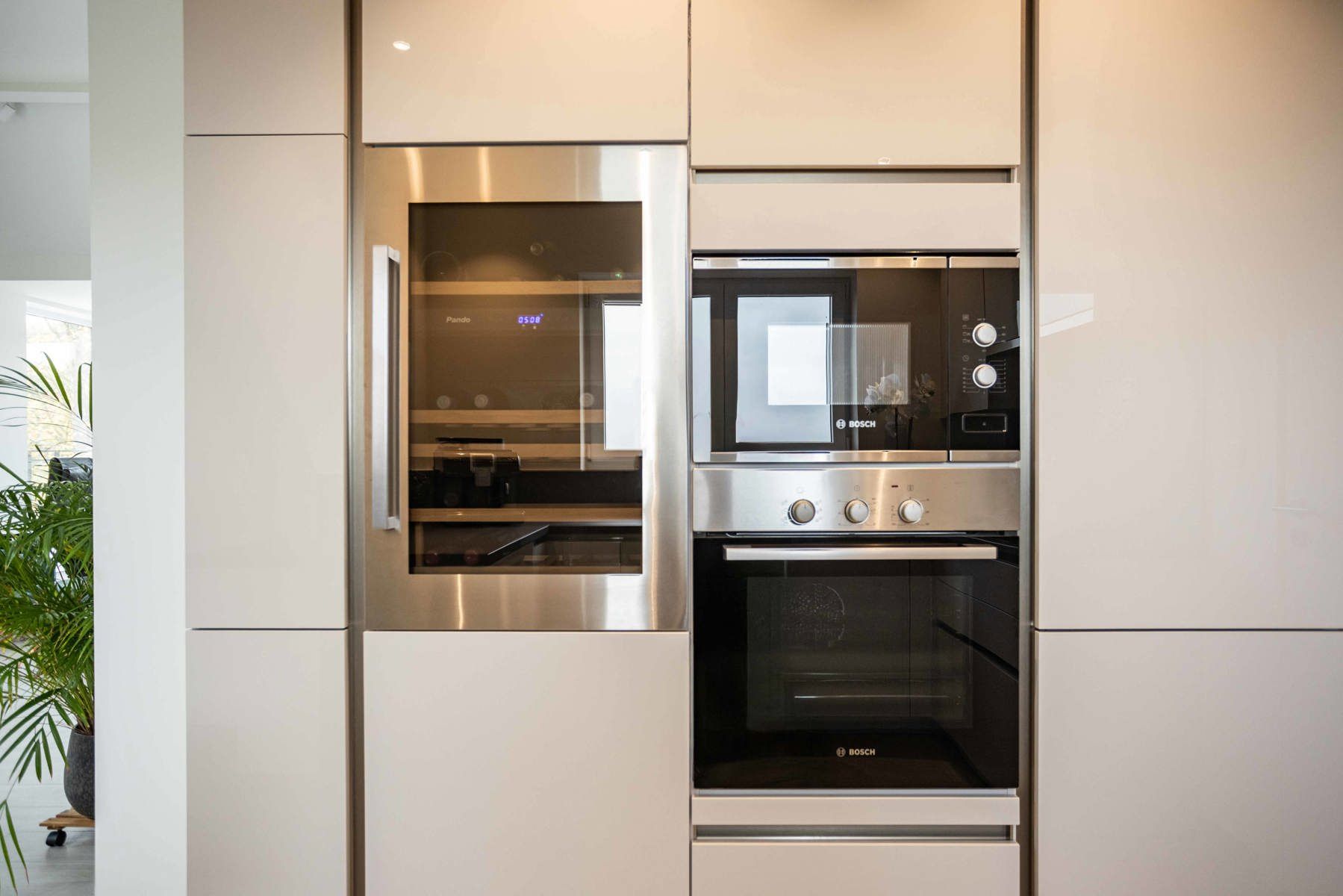 Recent, luxe penthouse met panoramisch terras foto 10