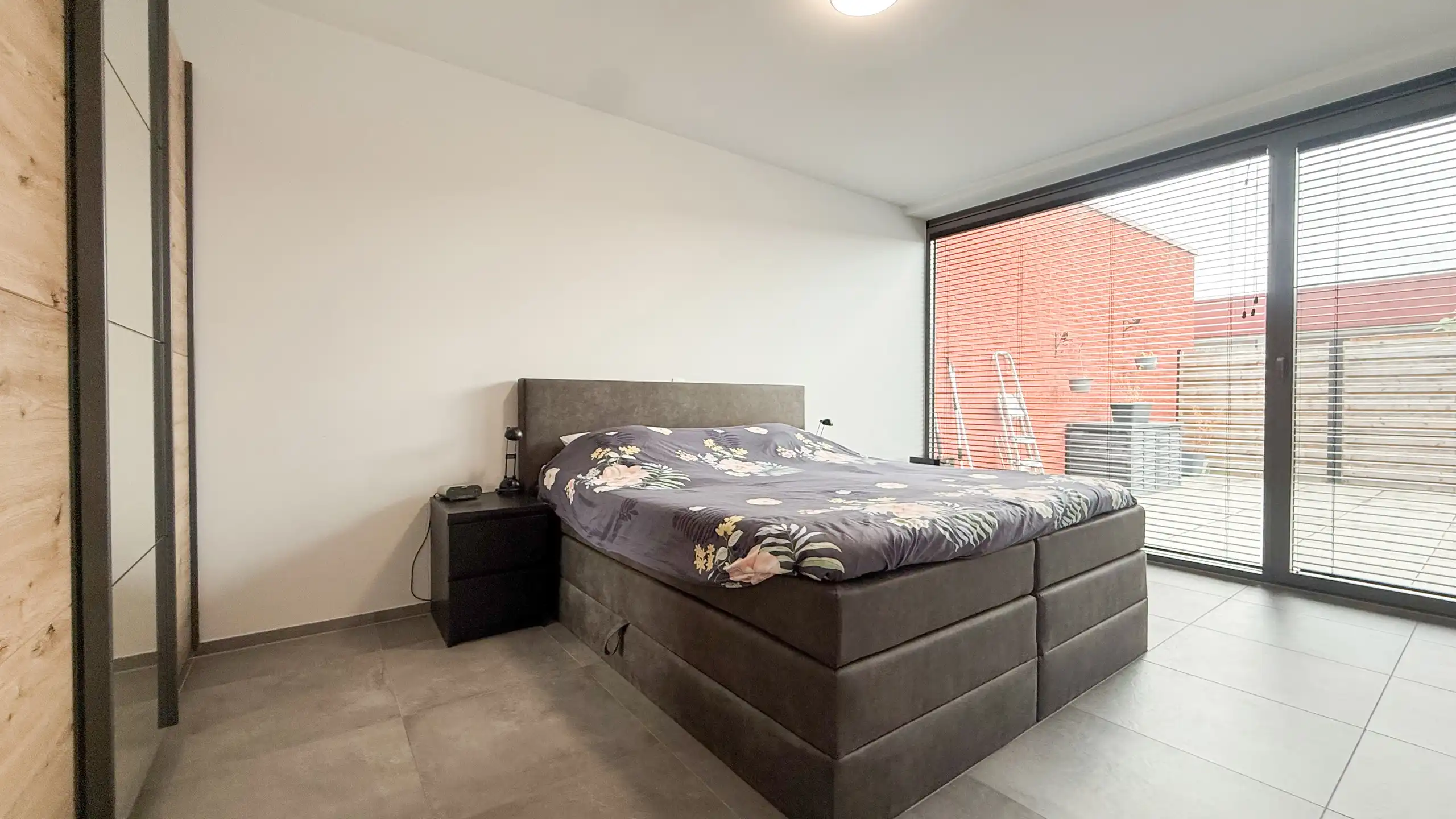 Recent appartement met 2 slpks, parking en berging! foto 11