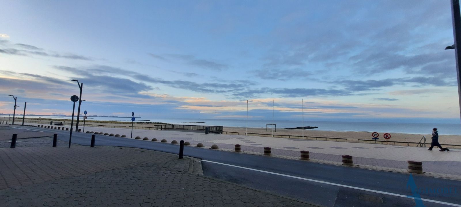 Functioneel gelijkvloers appartement op de Zeedijk te Knokke . foto 9