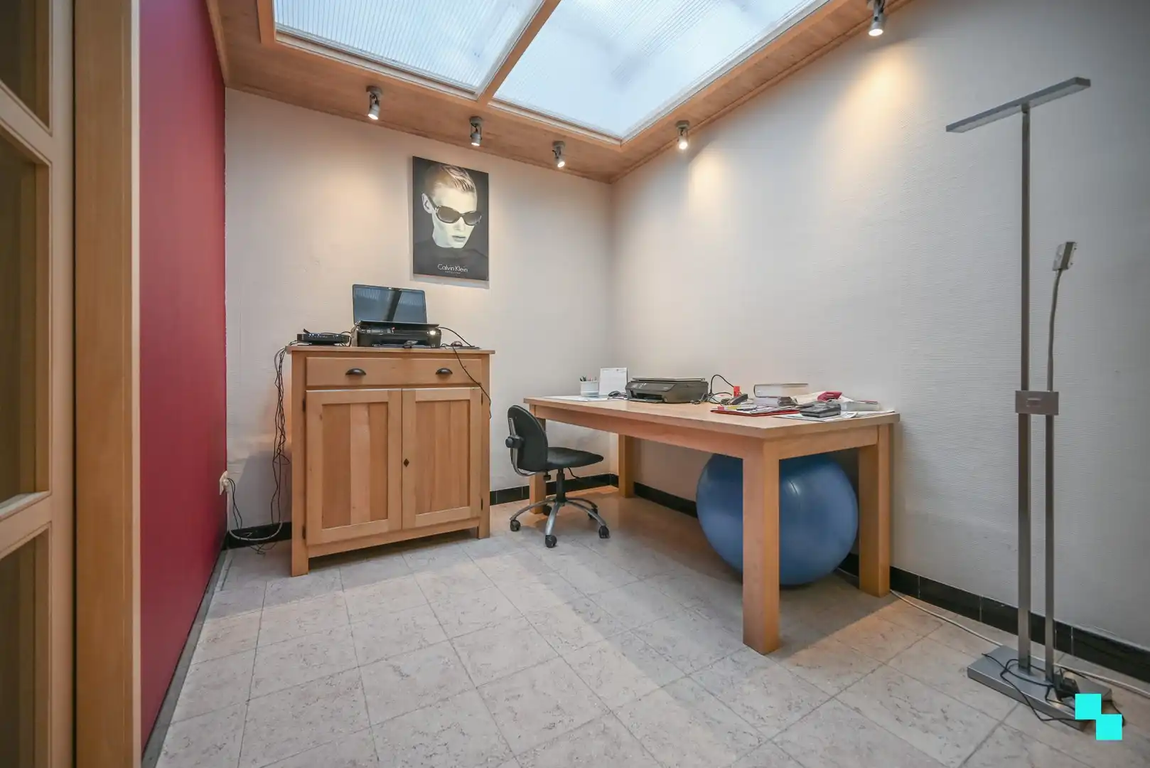 Ruime handelswoning op ideale zichtlocatie foto 11