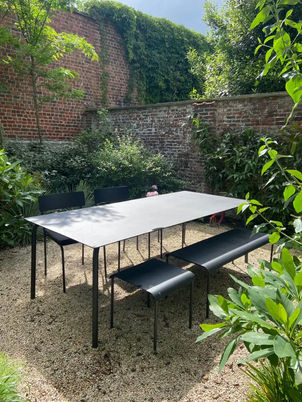 Klassevolle herenwoning met interieur van Peter Ivens & Bea Mombaers, volwassen stadstuin, inpandige garage en uitzonderlijk zicht op de Visserij. foto 16