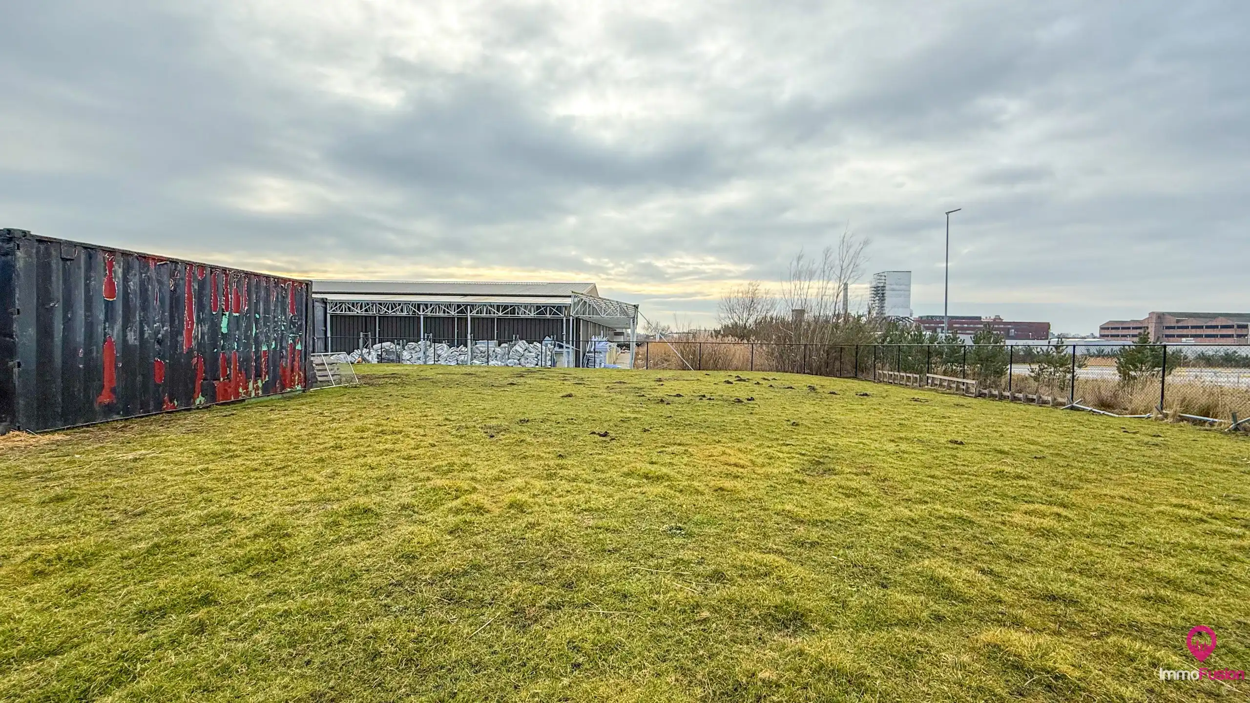 Veelzijdig industrieel pand met ruime woonst en zonnepanelen foto 72