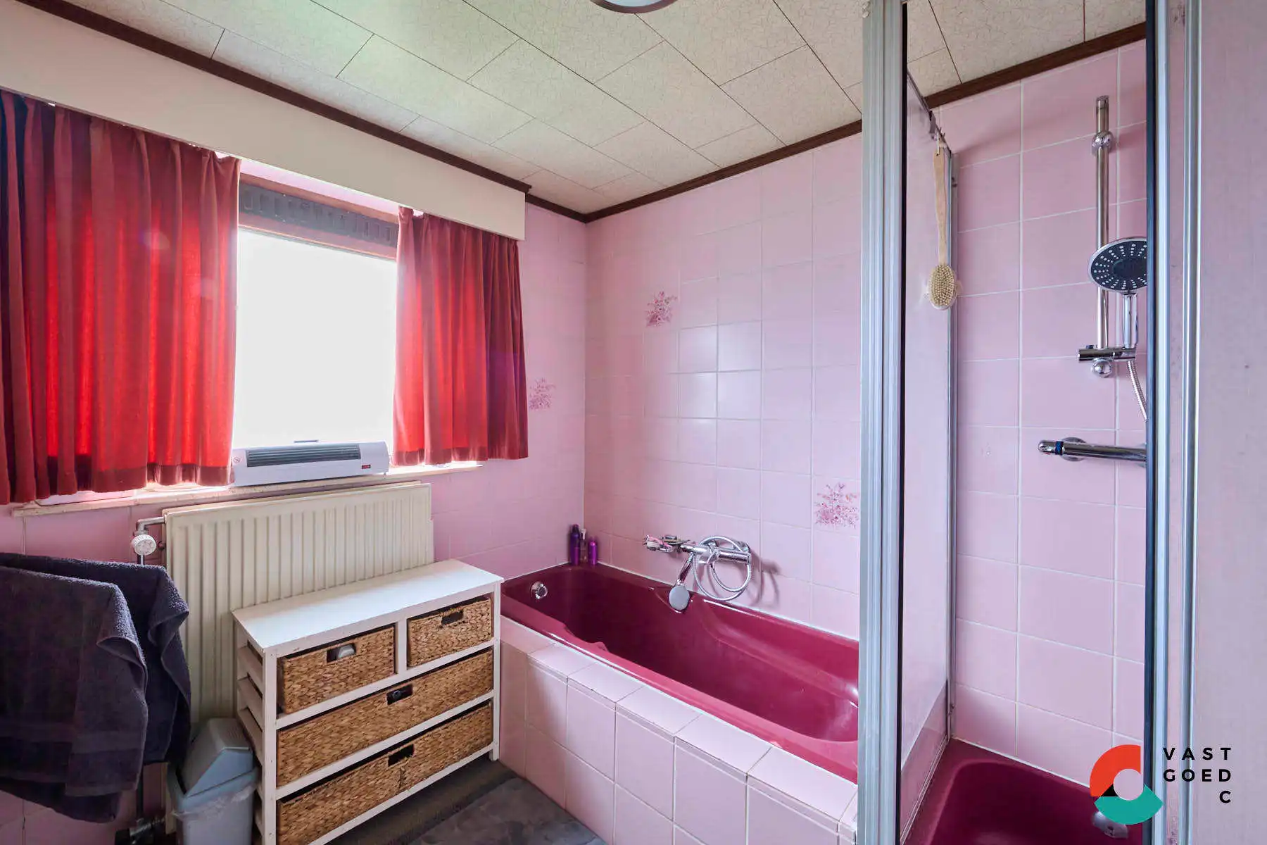 Ruime woning in een rustige gelegen wijk foto 16