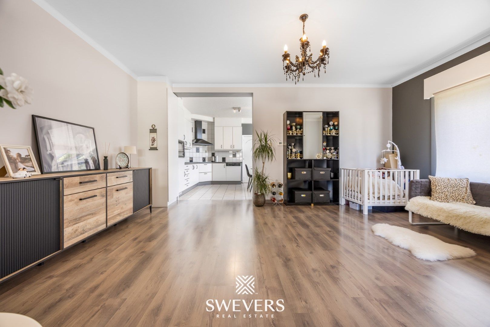Instapklare halfopen woning met paardenaccommodatie op 73a in Sint-Truiden foto 6