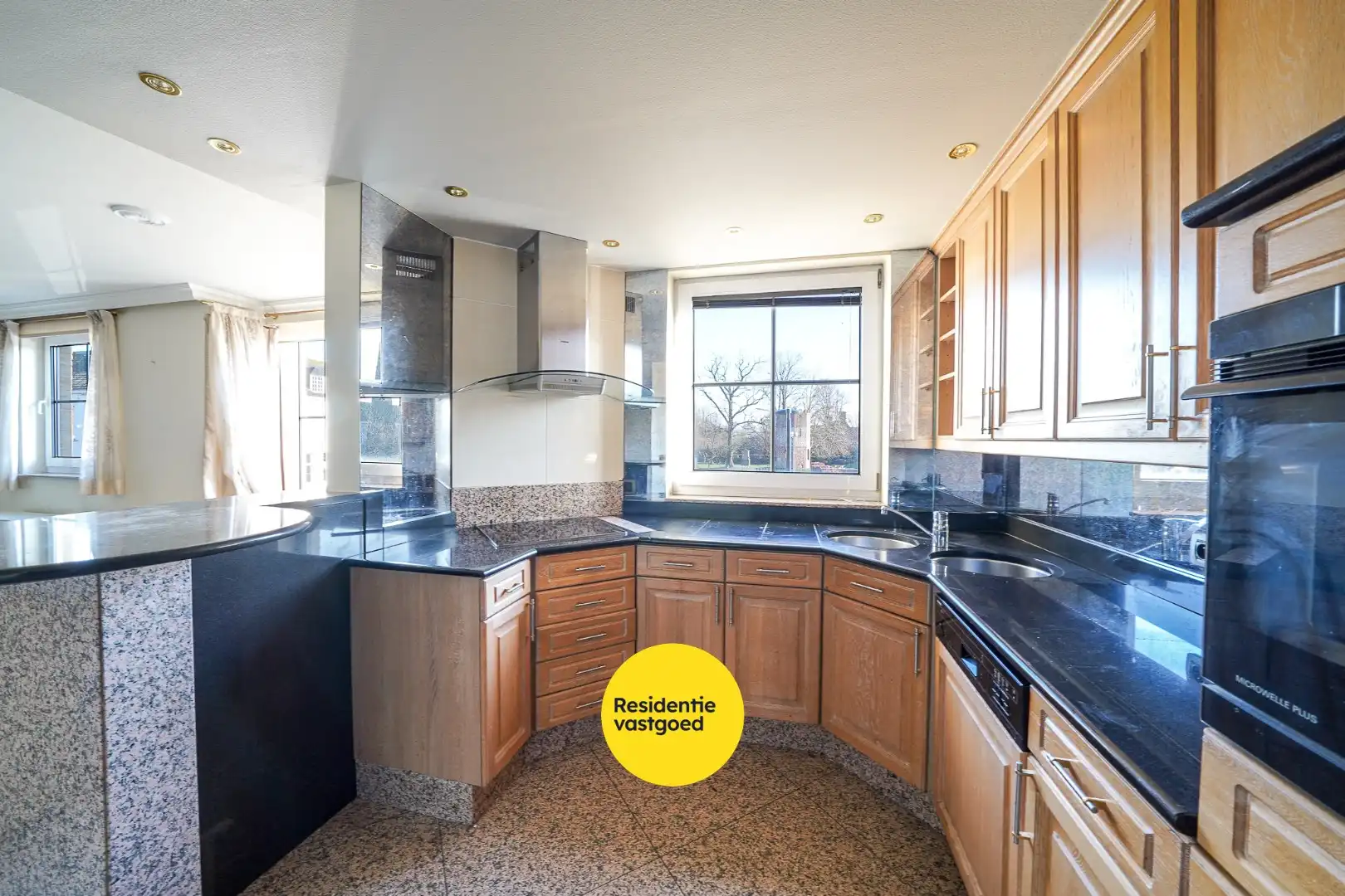 Instapklaar appartement met 2 slaapkamers en terras van 63 m² foto 12