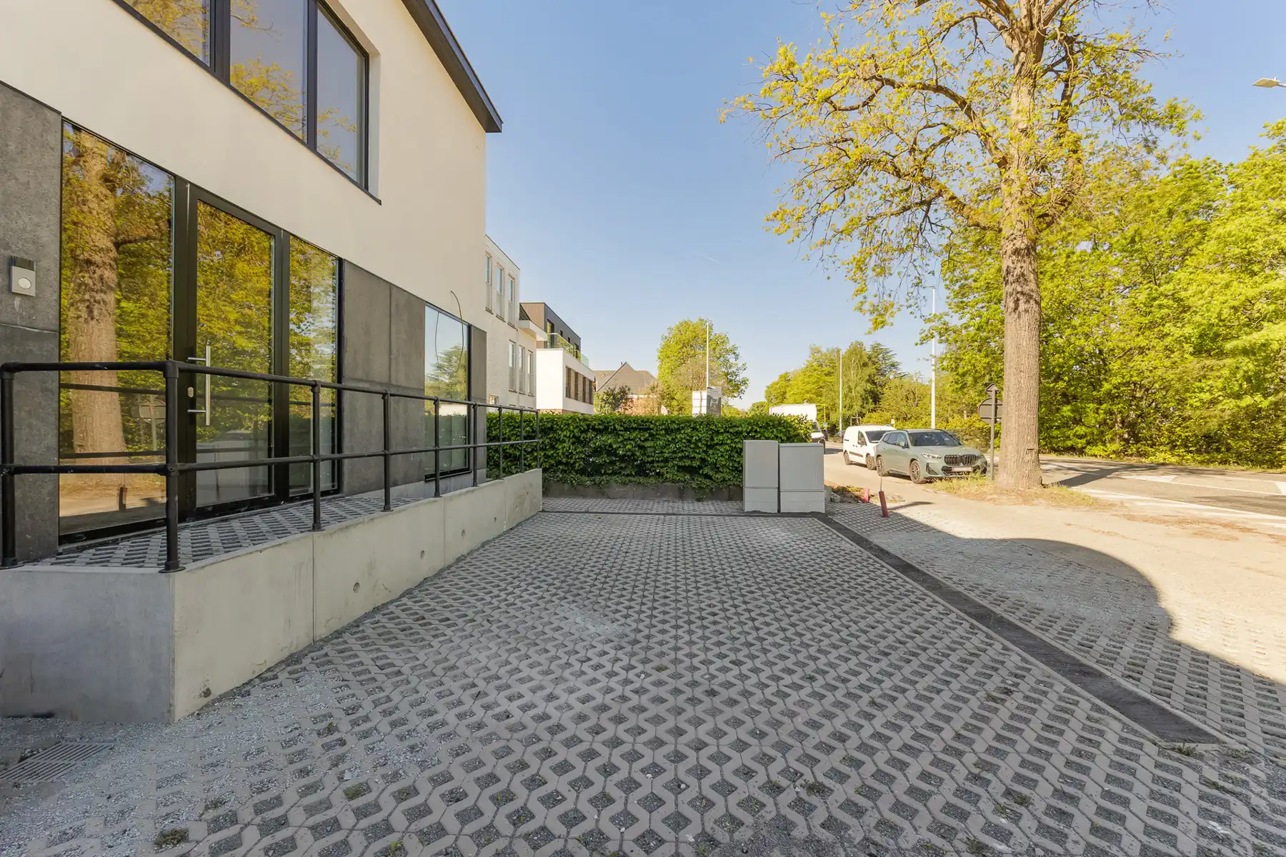 Handelsgelijkvloers op toplocatie voor het centrum foto 17