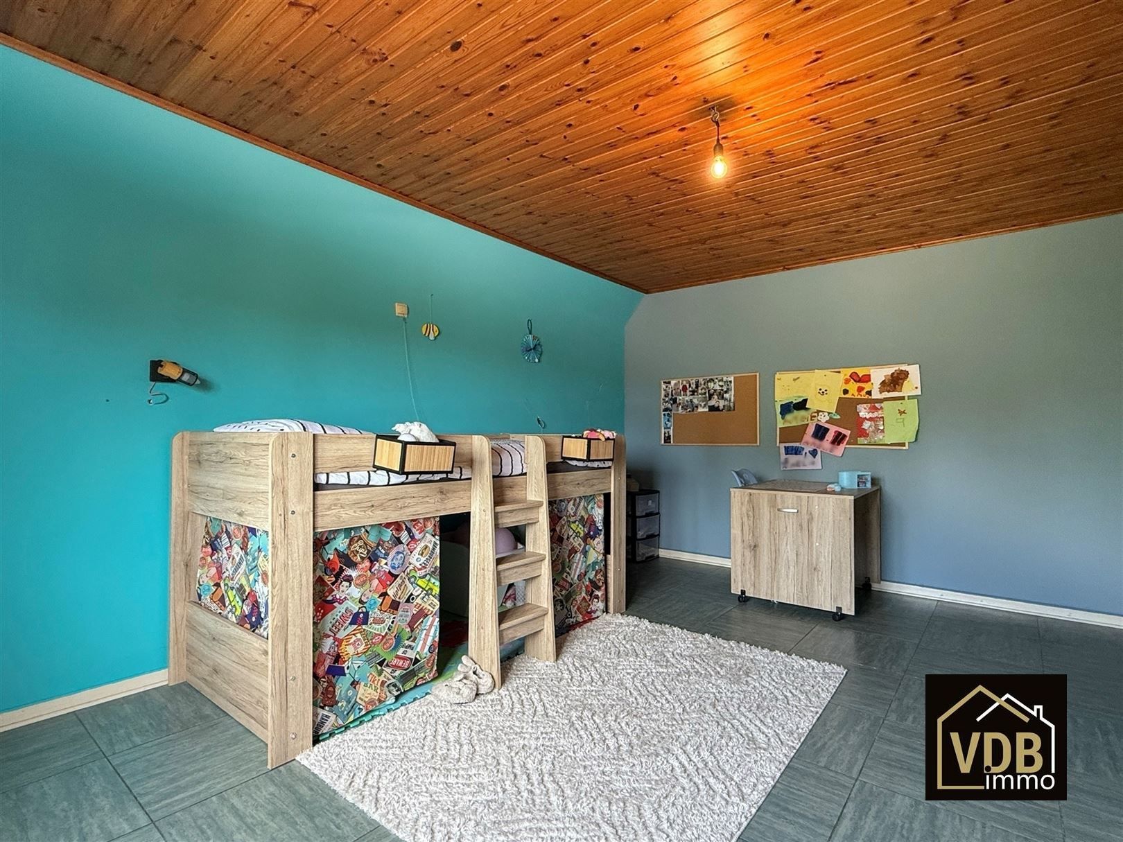  WONING MET 3 SLAAPKAMERS EN MEERDERE GARAGES foto 44