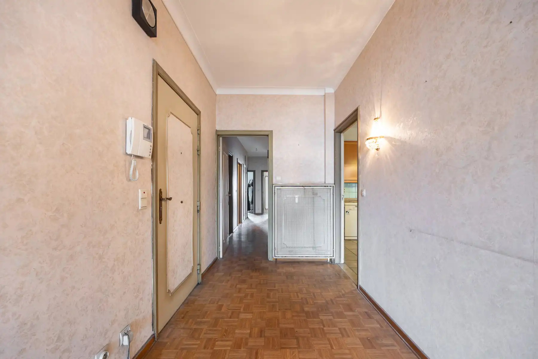 Riant 3 SLPK-app. (191m²) op de 3de verd. + autostaanplaats foto 13