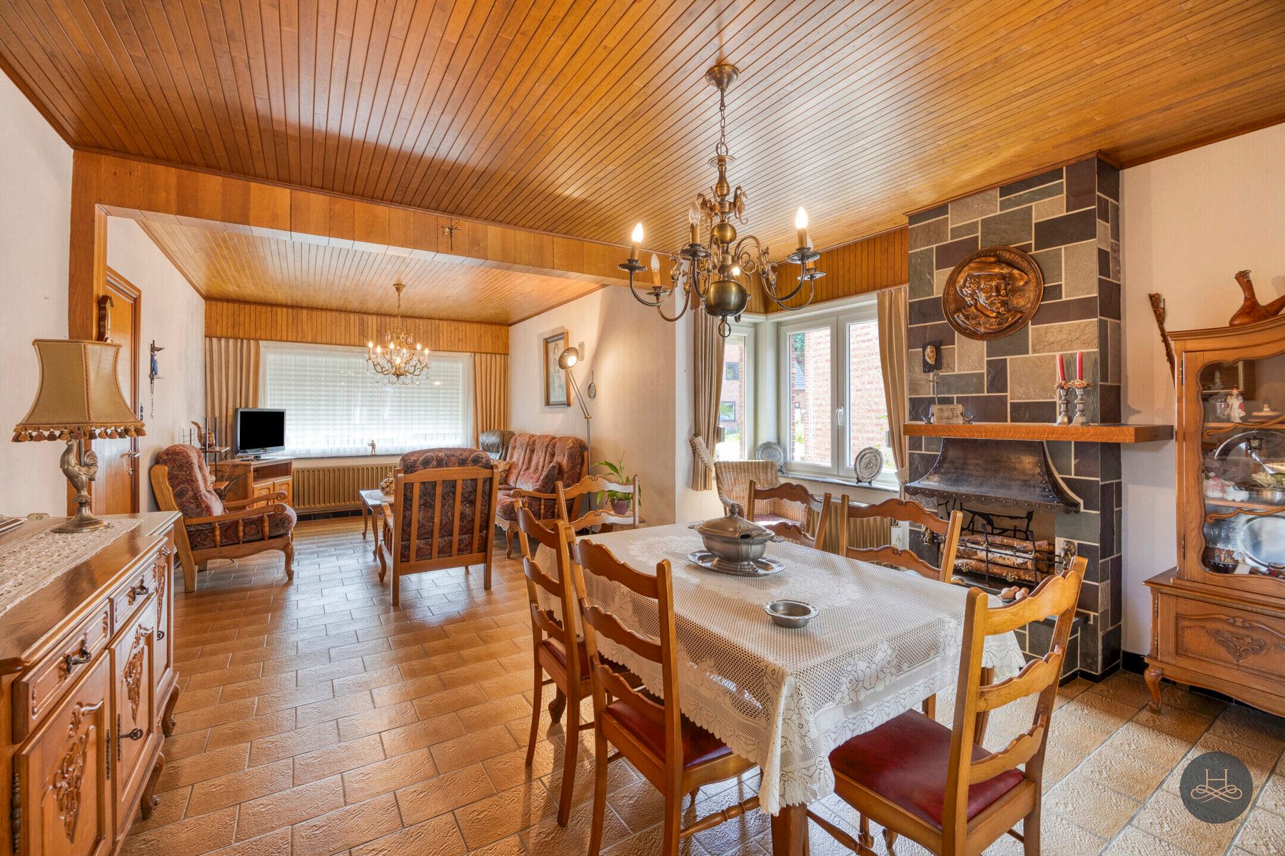 Te renoveren woning in rustige omgeving foto 7