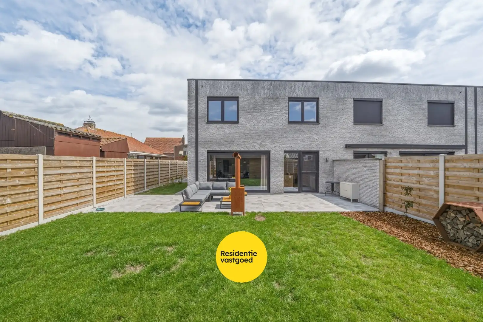 Energiezuinige halfopen nieuwbouwwoning met 4 slaapkamers in Oudenburg foto 2