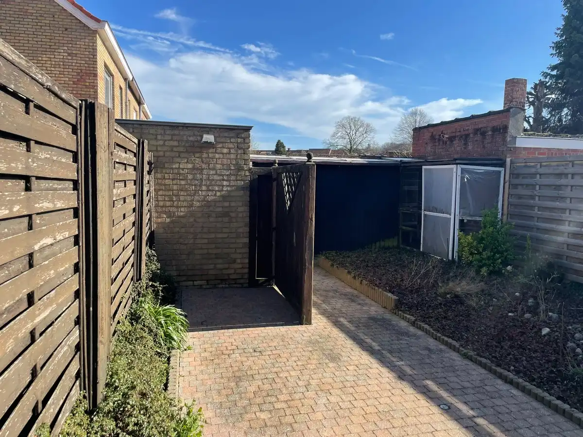 3-slpk-WIJKWONING + tuin & garage foto 9