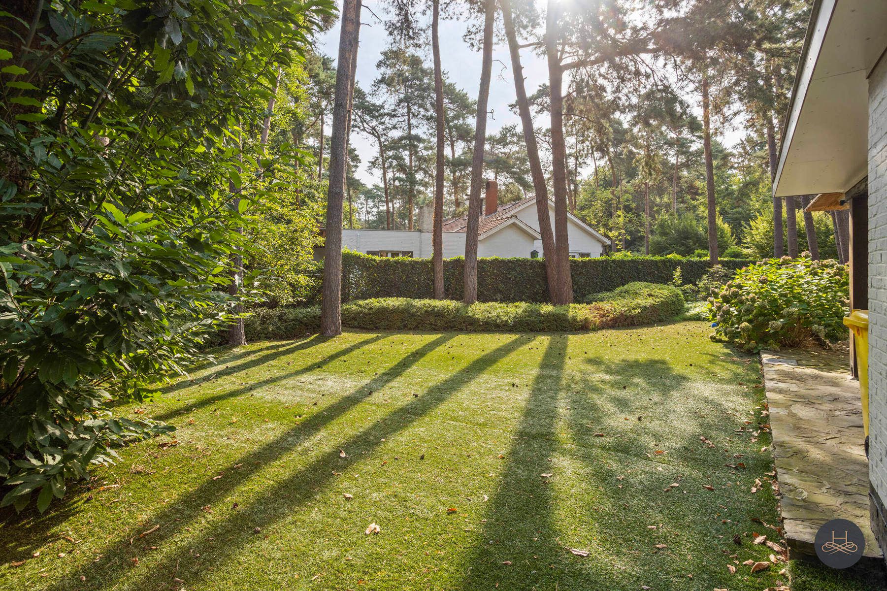 Charmante villa op ruim perceel foto 22